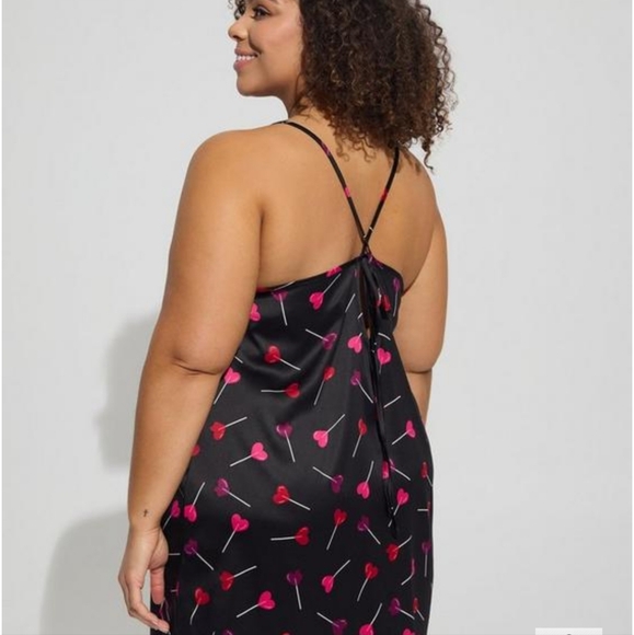 Dream satin chemise bundle with accessories - Picture 6 of 8